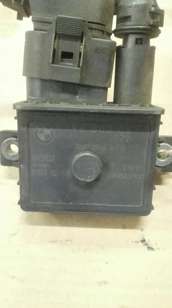 Реле подгревни свещи Бмв 320д Е90 