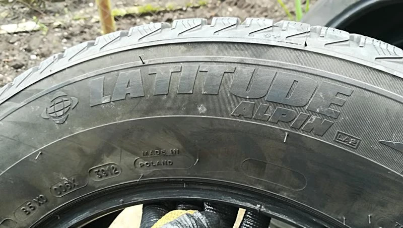 Гуми Зимни 215/70R16, снимка 7 - Гуми и джанти - 25306048