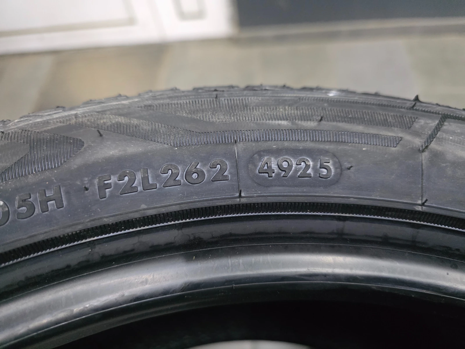 Гуми Всесезонни 225/45R17, снимка 6 - Гуми и джанти - 53984791