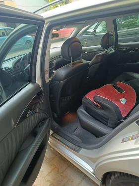 Mercedes-Benz E 320, снимка 10