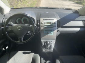 Toyota Corolla Verso, снимка 8 - Автомобили и джипове - 45194420