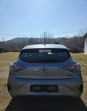 Renault Clio 1.6 Hybrid 160hp 8000km - 12900 € / 25230.21 лв. - 29119491 4