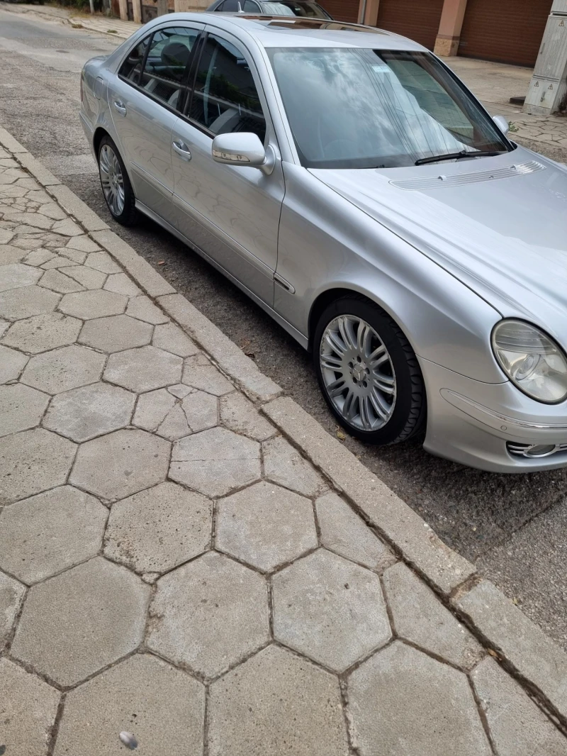 Mercedes-Benz E 280 FACELIFT, снимка 4 - Автомобили и джипове - 46967629