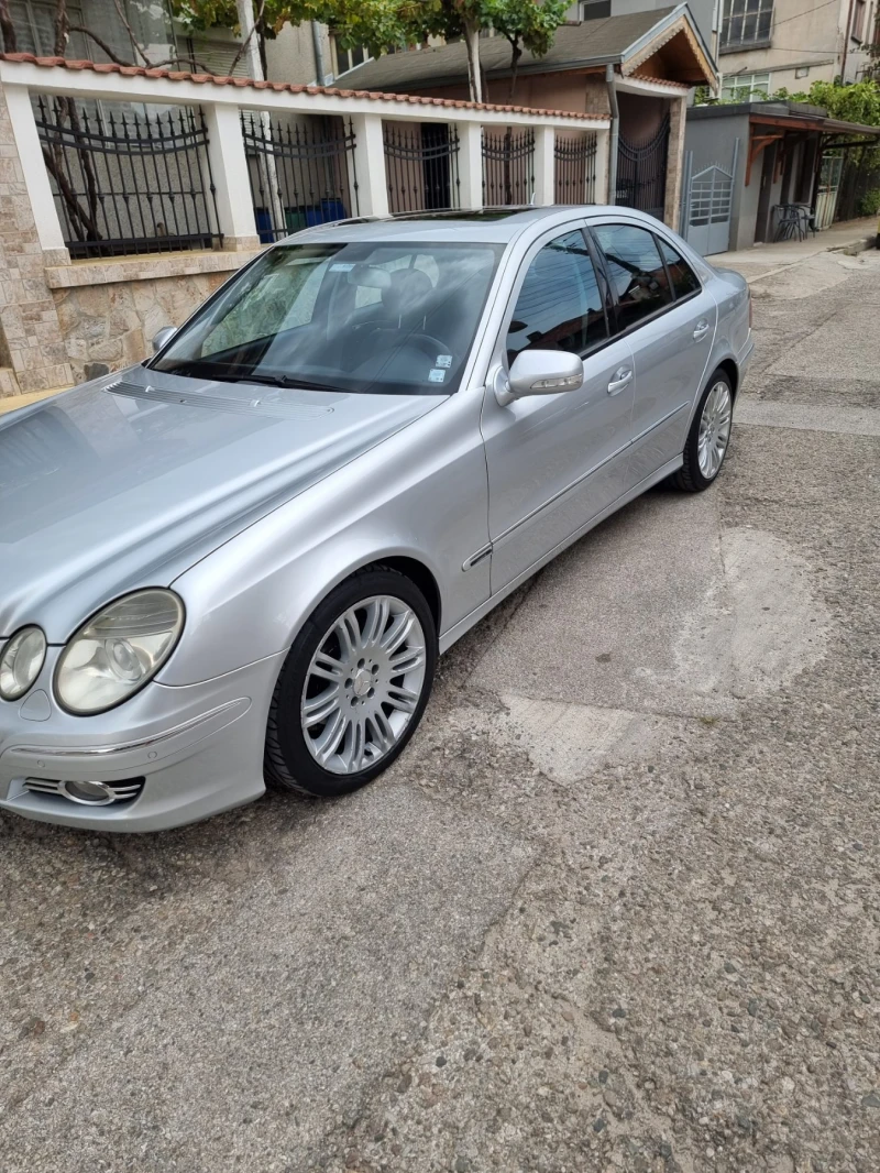 Mercedes-Benz E 280 FACELIFT, снимка 3 - Автомобили и джипове - 46967629