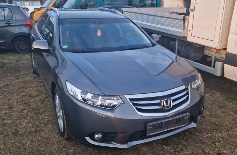 Honda Accord 2.0 i-VTEC 156кс (face-lift) 08.2011г., снимка 1 - Автомобили и джипове - 49106974