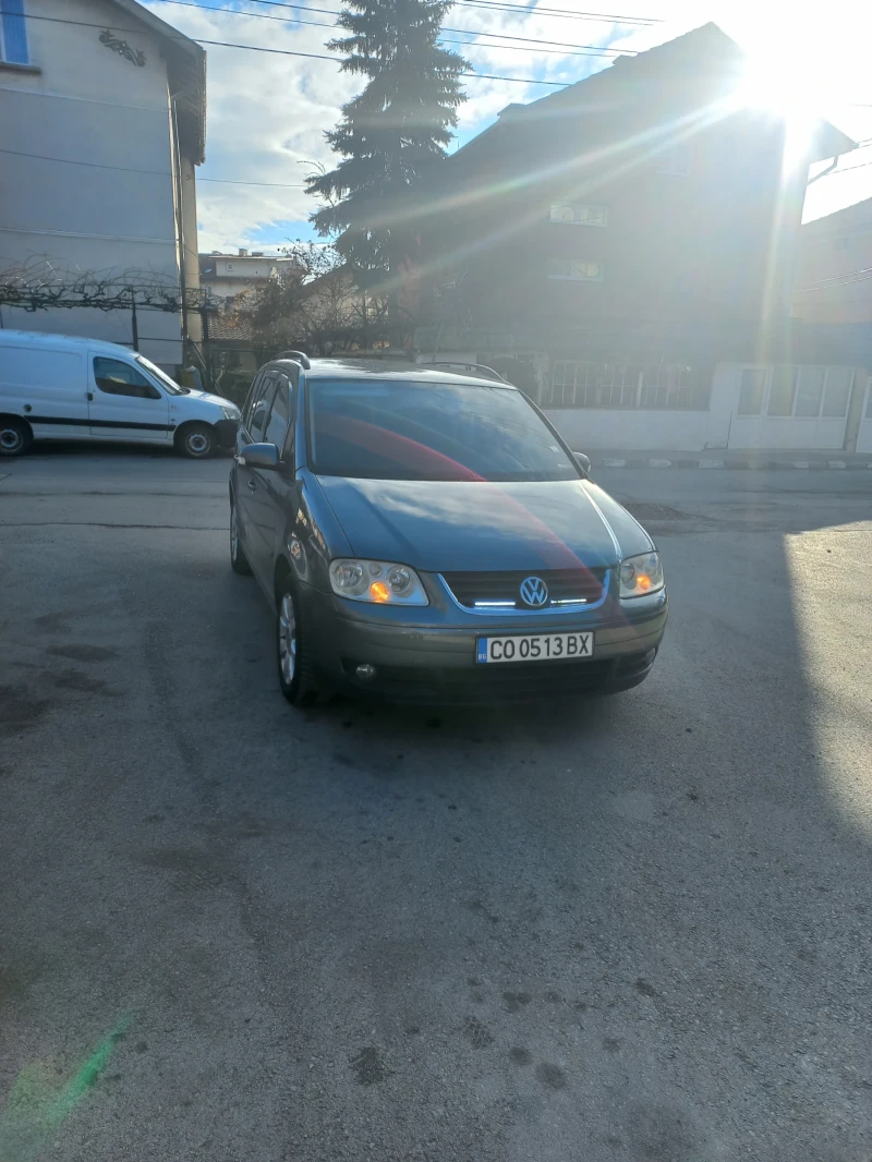 VW Touran 1.9tdi, снимка 1 - Автомобили и джипове - 48373922