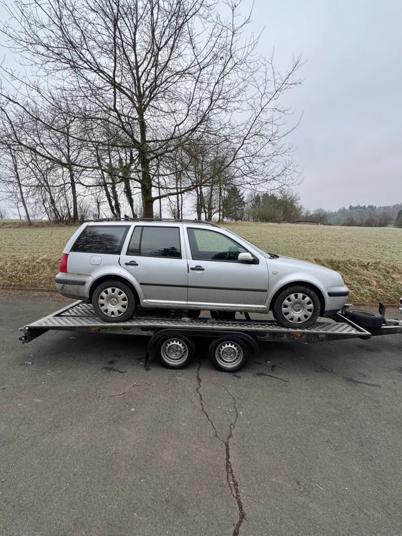 VW Golf, снимка 2 - Автомобили и джипове - 49441831