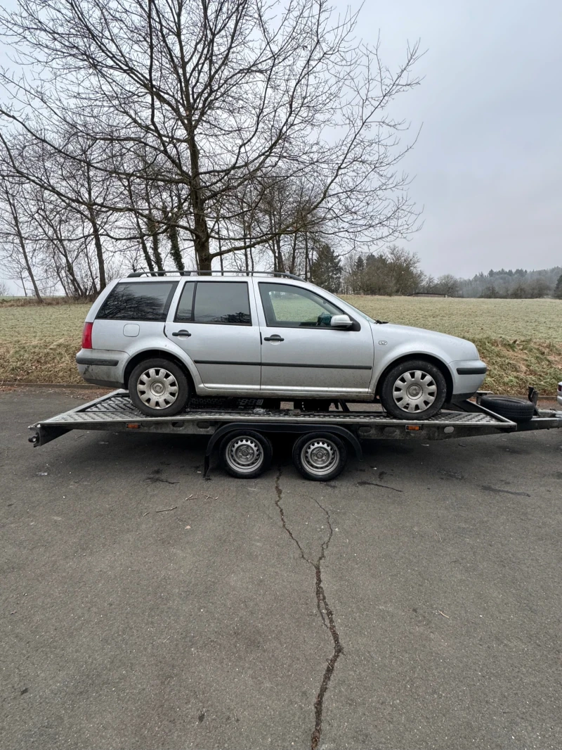 VW Golf, снимка 3 - Автомобили и джипове - 49441831