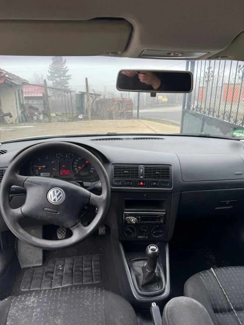 VW Golf, снимка 6 - Автомобили и джипове - 49441831