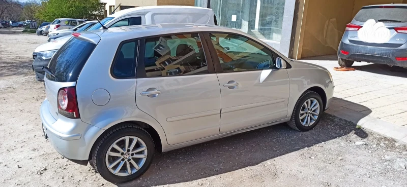 VW Polo, снимка 4 - Автомобили и джипове - 49596445