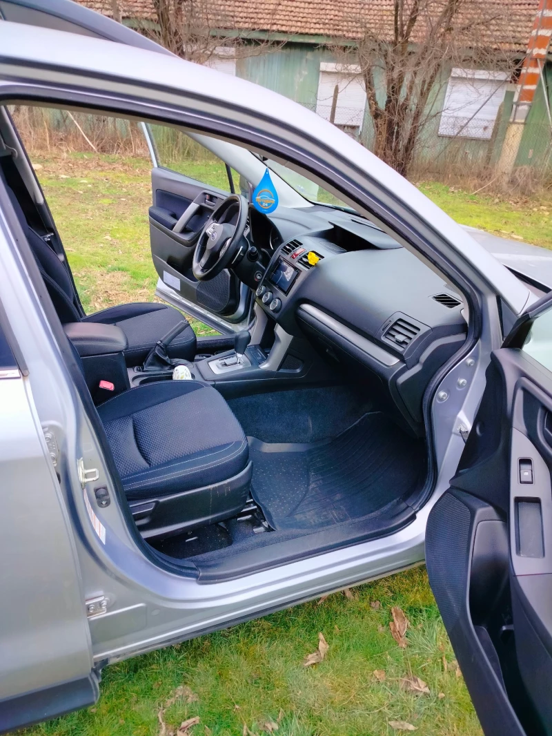 Subaru Forester 2.0 FB20, снимка 12 - Автомобили и джипове - 53185804