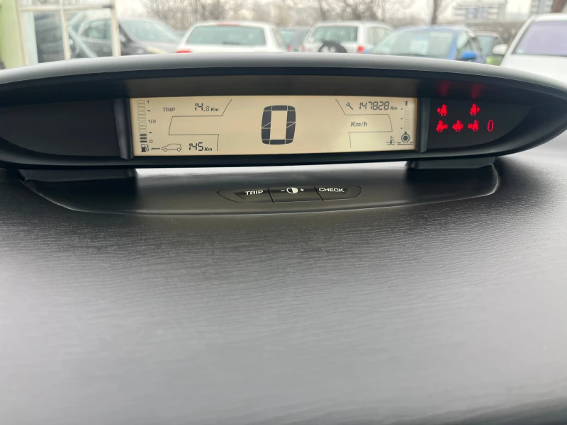 Citroen C4 1.6HDI , снимка 10 - Автомобили и джипове - 53466513