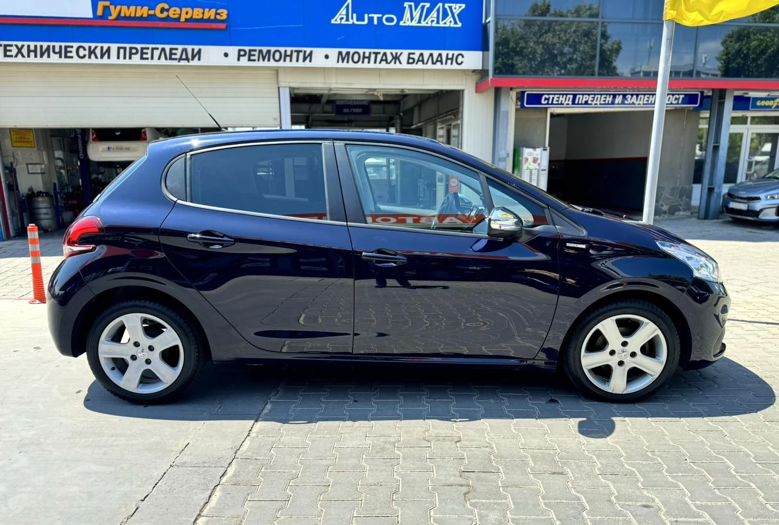 Peugeot 208  - изображение 3
