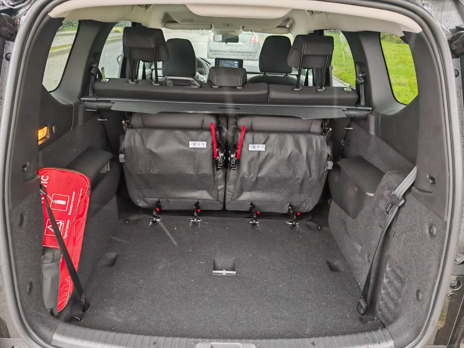 Dacia Jogger 3900лв за получаване, 1.0TCe EcoG 6+ 1 ГАЗ - изображение 10