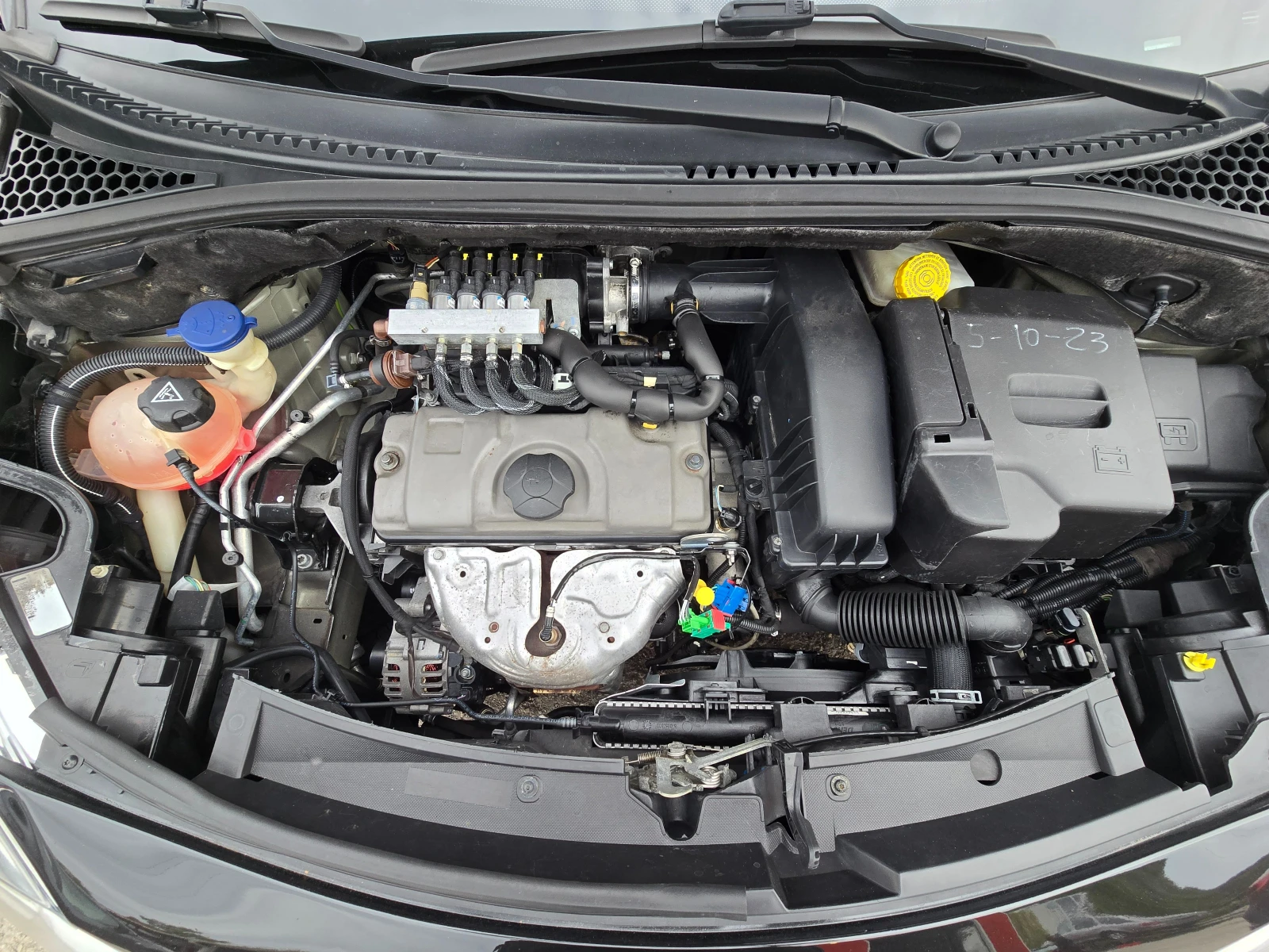 Citroen C3 1.4ГАЗ-БЕНЗИН  - изображение 9