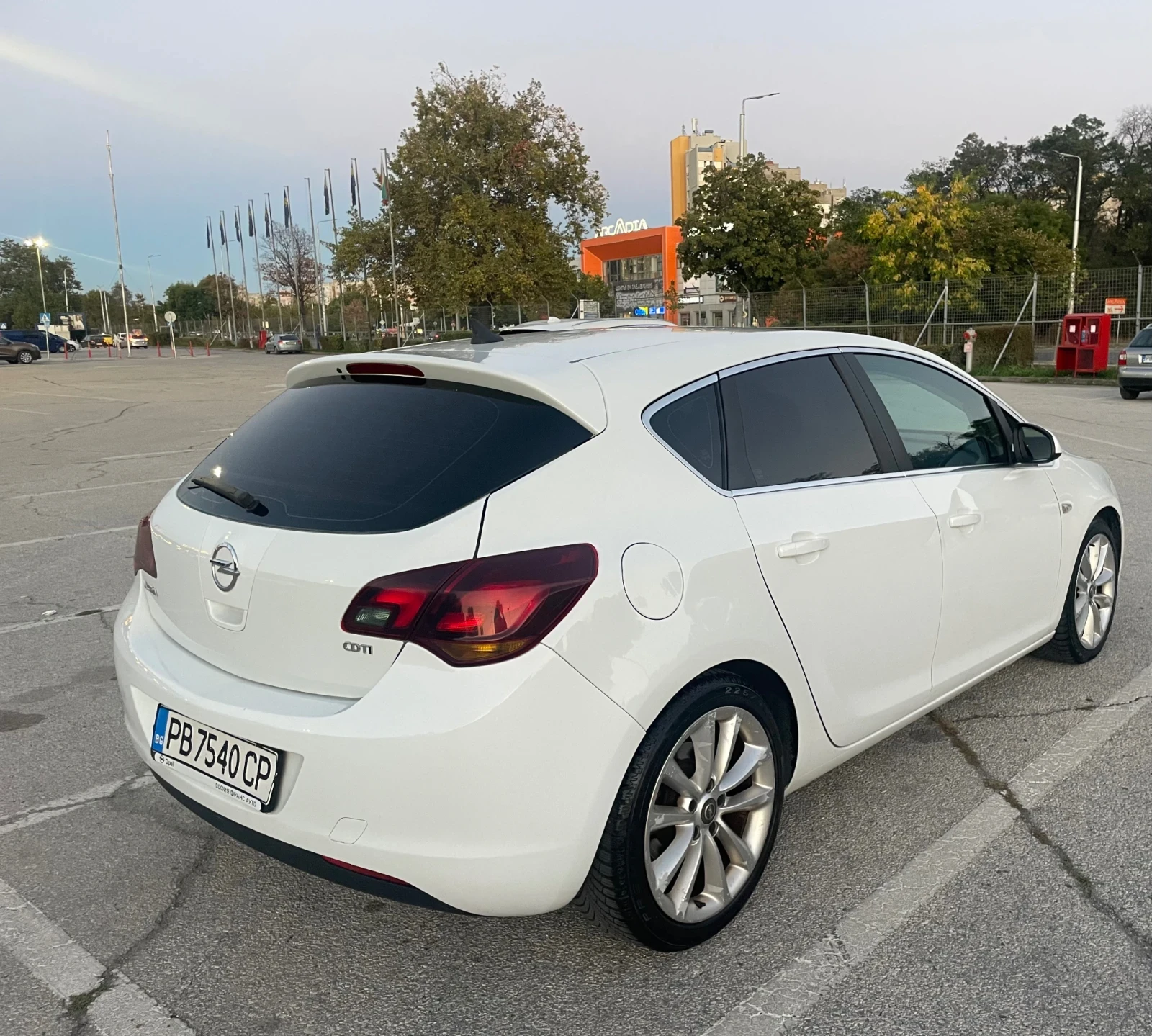 Opel Astra J 1.7CDTI - изображение 6