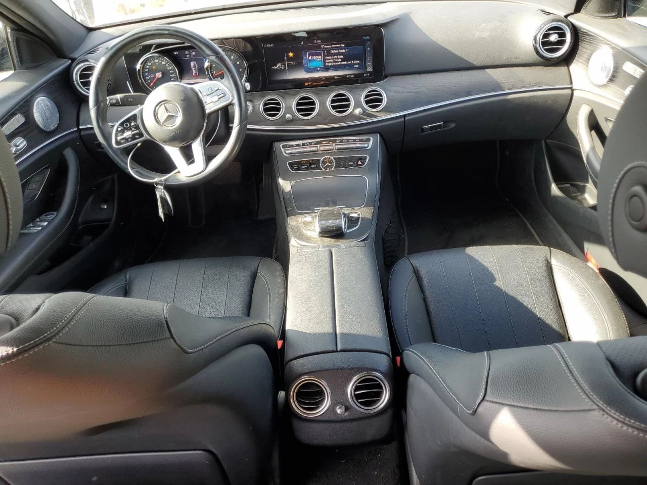 Mercedes-Benz E 300 | Mobile.bg   7