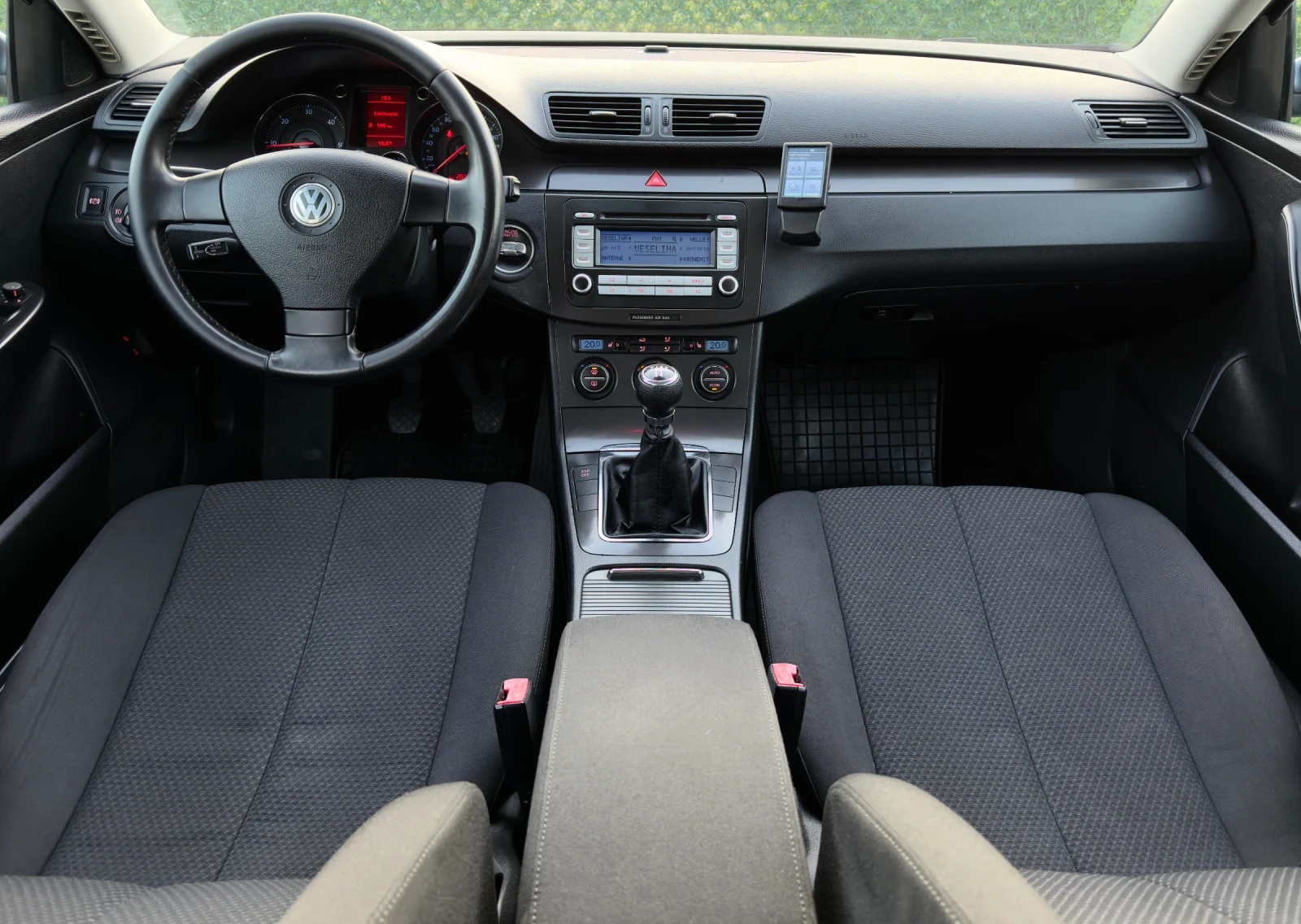 VW Passat 1.9TDi 105hp | Mobile.bg   10