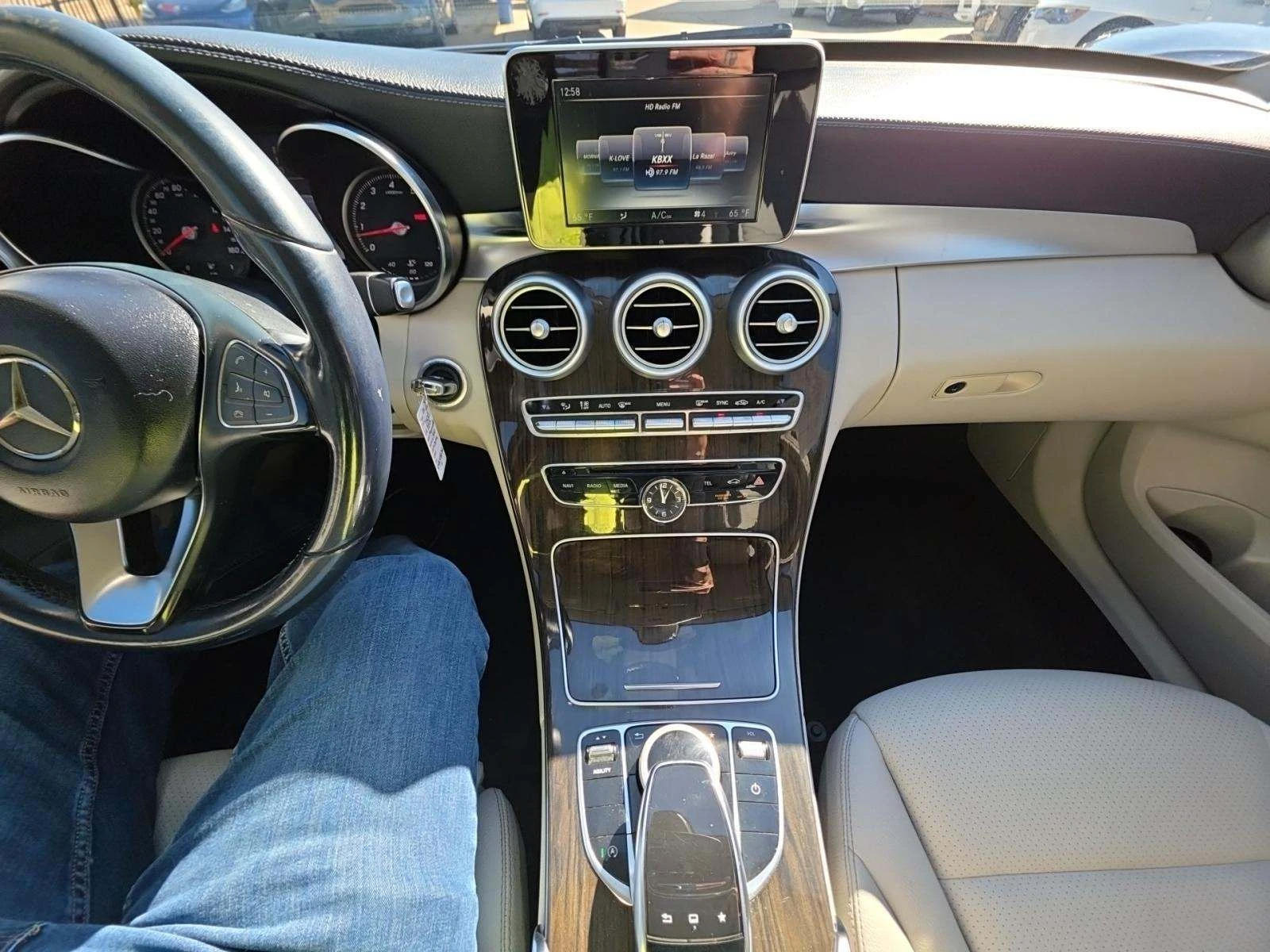 Mercedes-Benz C 300  - изображение 10