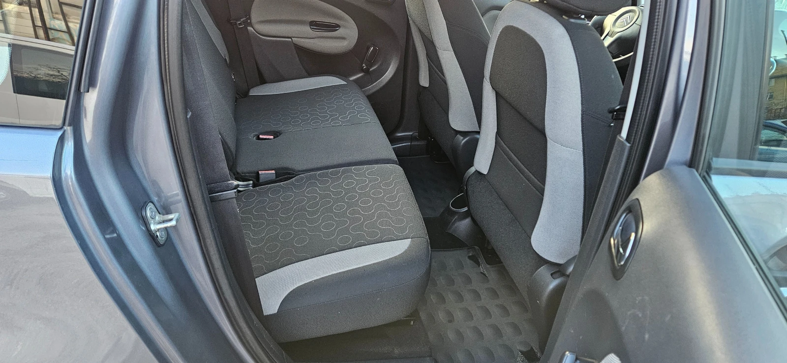 Citroen C3 Picasso 1.6 HDI, 109000км!!! , снимка 8 - Автомобили и джипове - 53710845