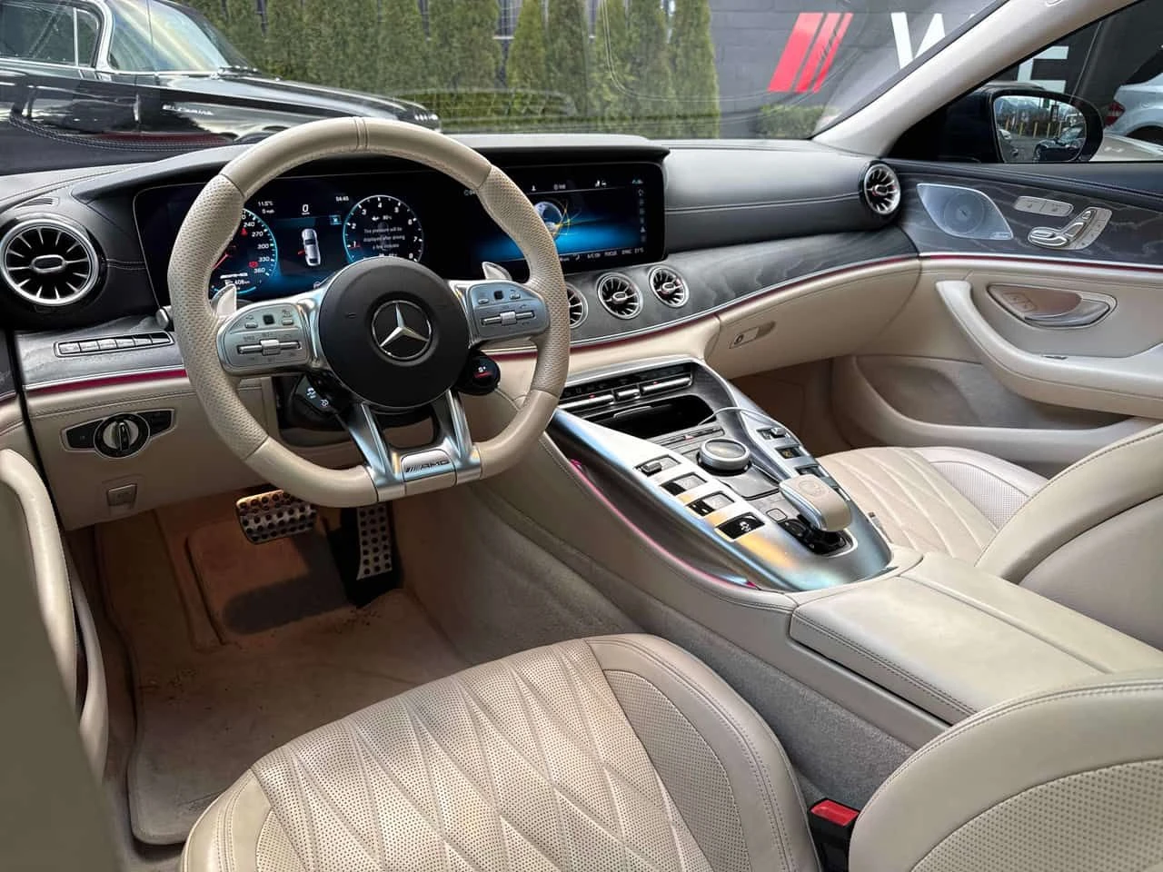 Mercedes-Benz AMG GT 63 S/360 CAM/DIS/ОБДУХВАНЕ/BURMESTER, снимка 11 - Автомобили и джипове - 53730905