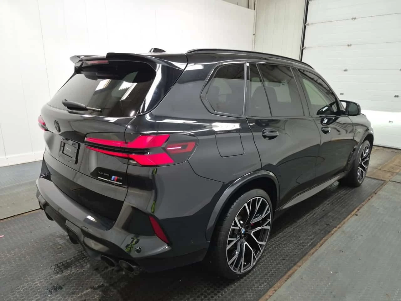 BMW X5M * COMPETITION * CARFAX * ЧЕРВЕН САЛОН * , снимка 3 - Автомобили и джипове - 54342367