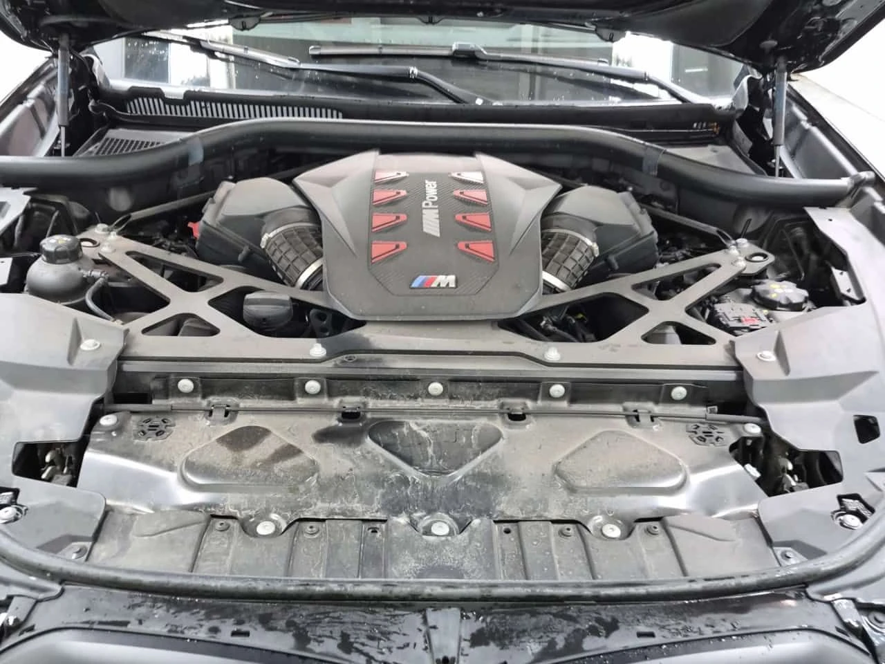 BMW X5M * COMPETITION * CARFAX * ЧЕРВЕН САЛОН * , снимка 16 - Автомобили и джипове - 54342367