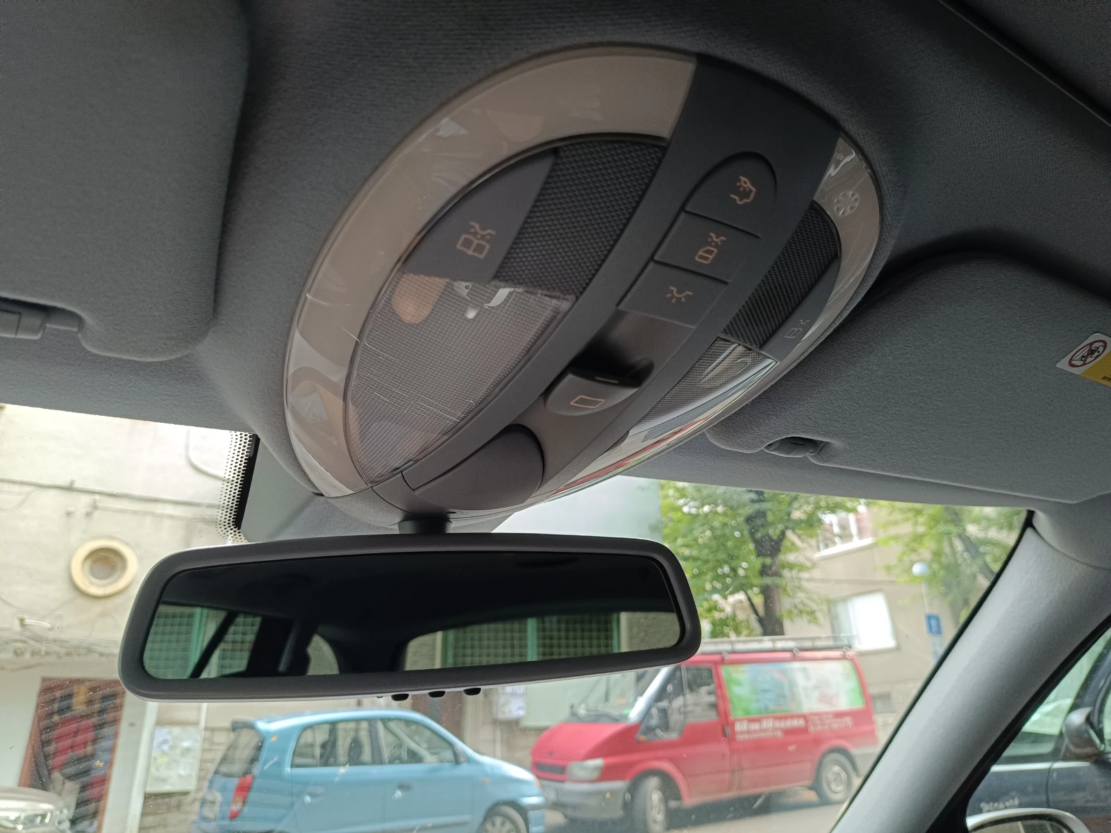 Mercedes-Benz E 320, снимка 14 - Автомобили и джипове - 54428016