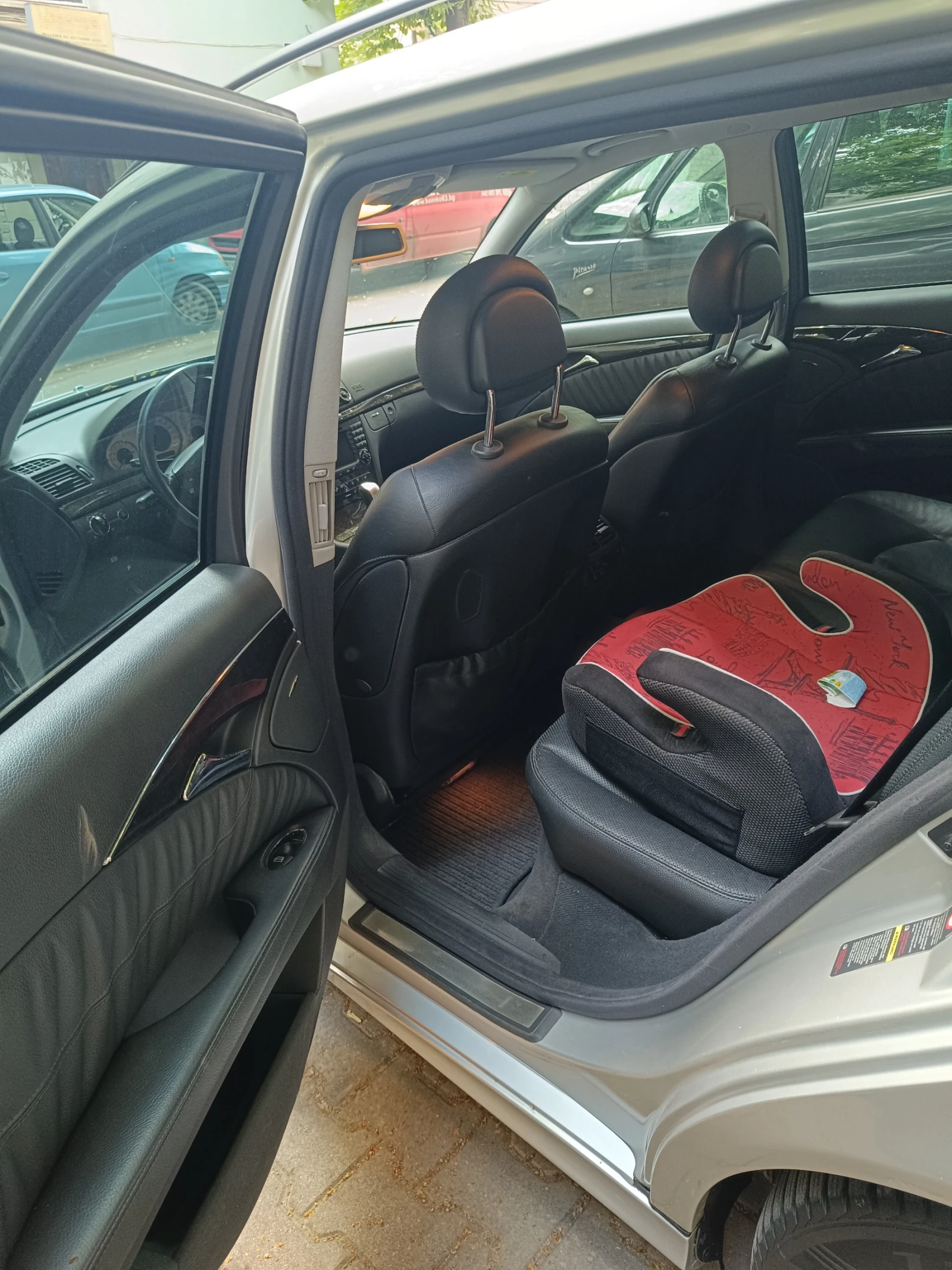 Mercedes-Benz E 320, снимка 10 - Автомобили и джипове - 54428016