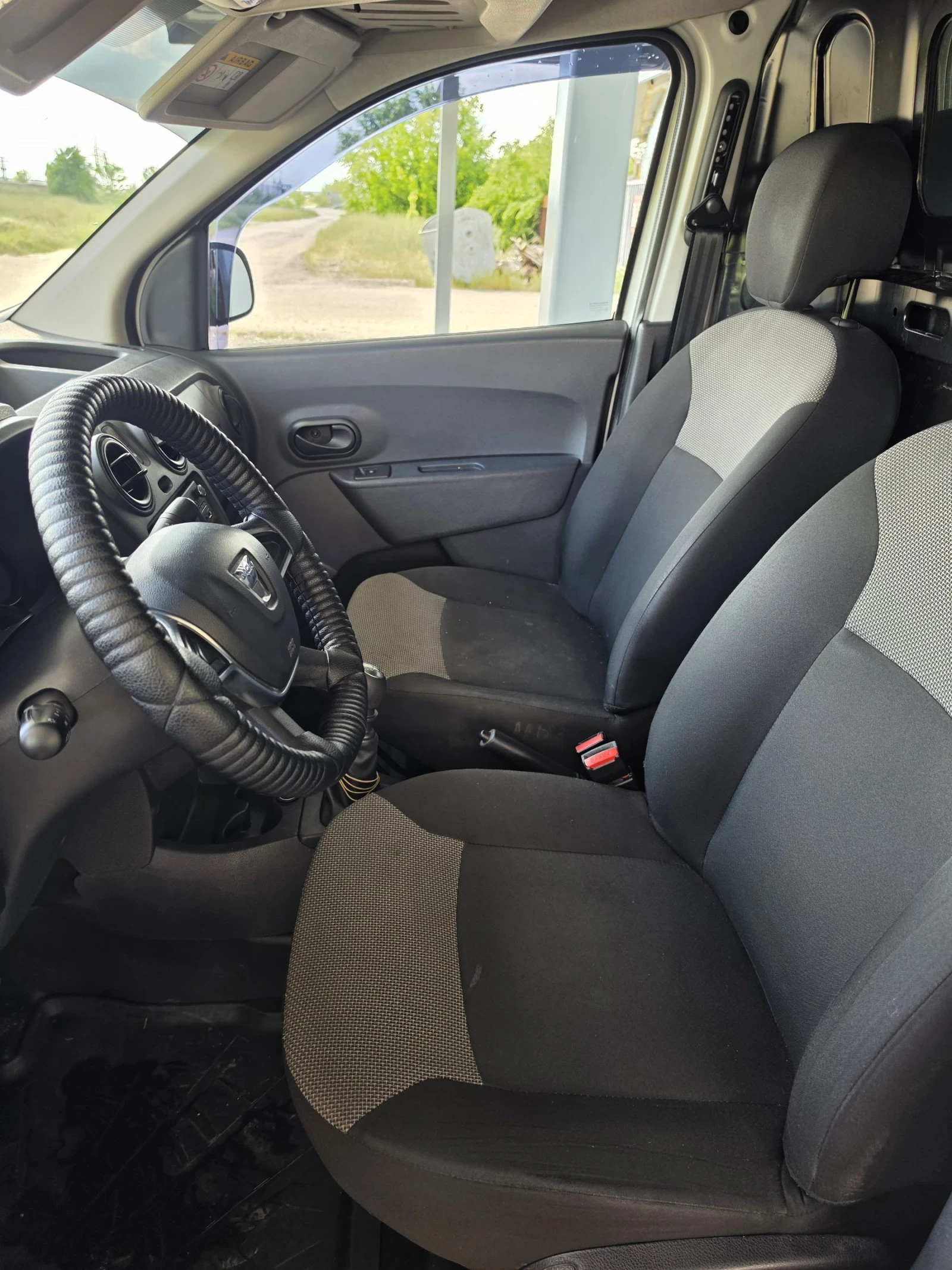 Dacia Dokker, снимка 5 - Автомобили и джипове - 54624722