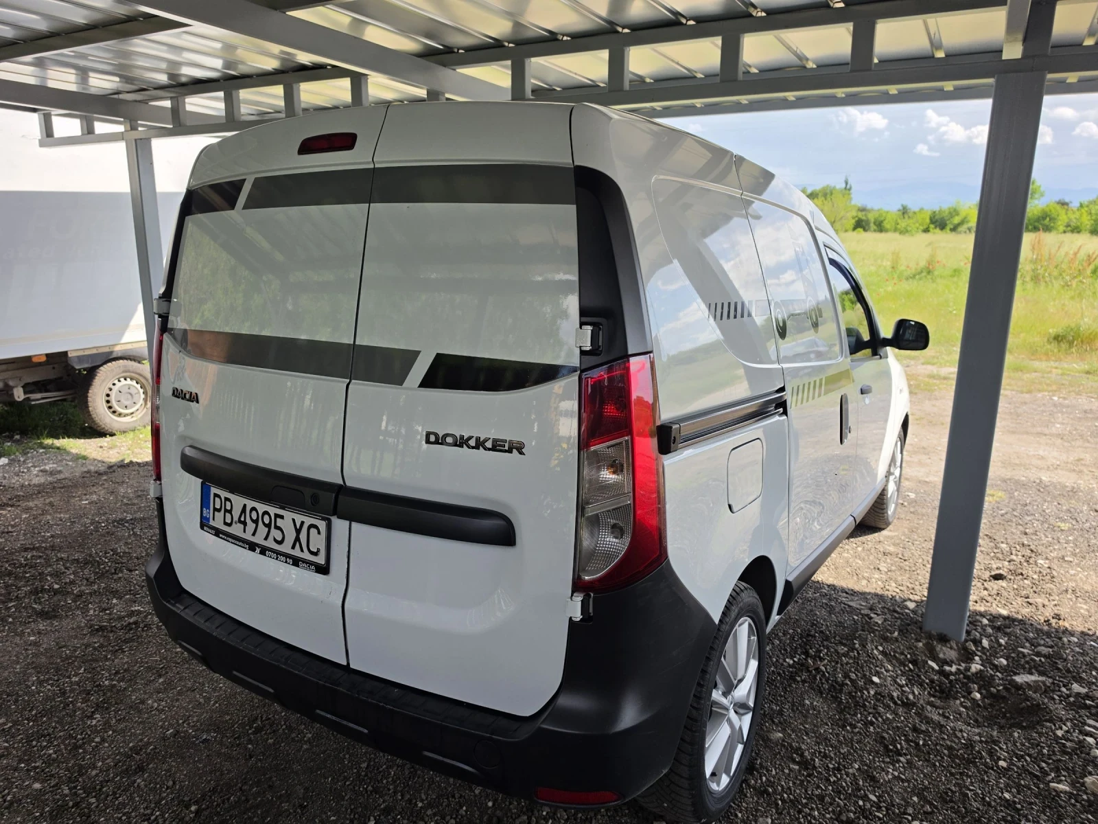Dacia Dokker, снимка 4 - Автомобили и джипове - 54624722