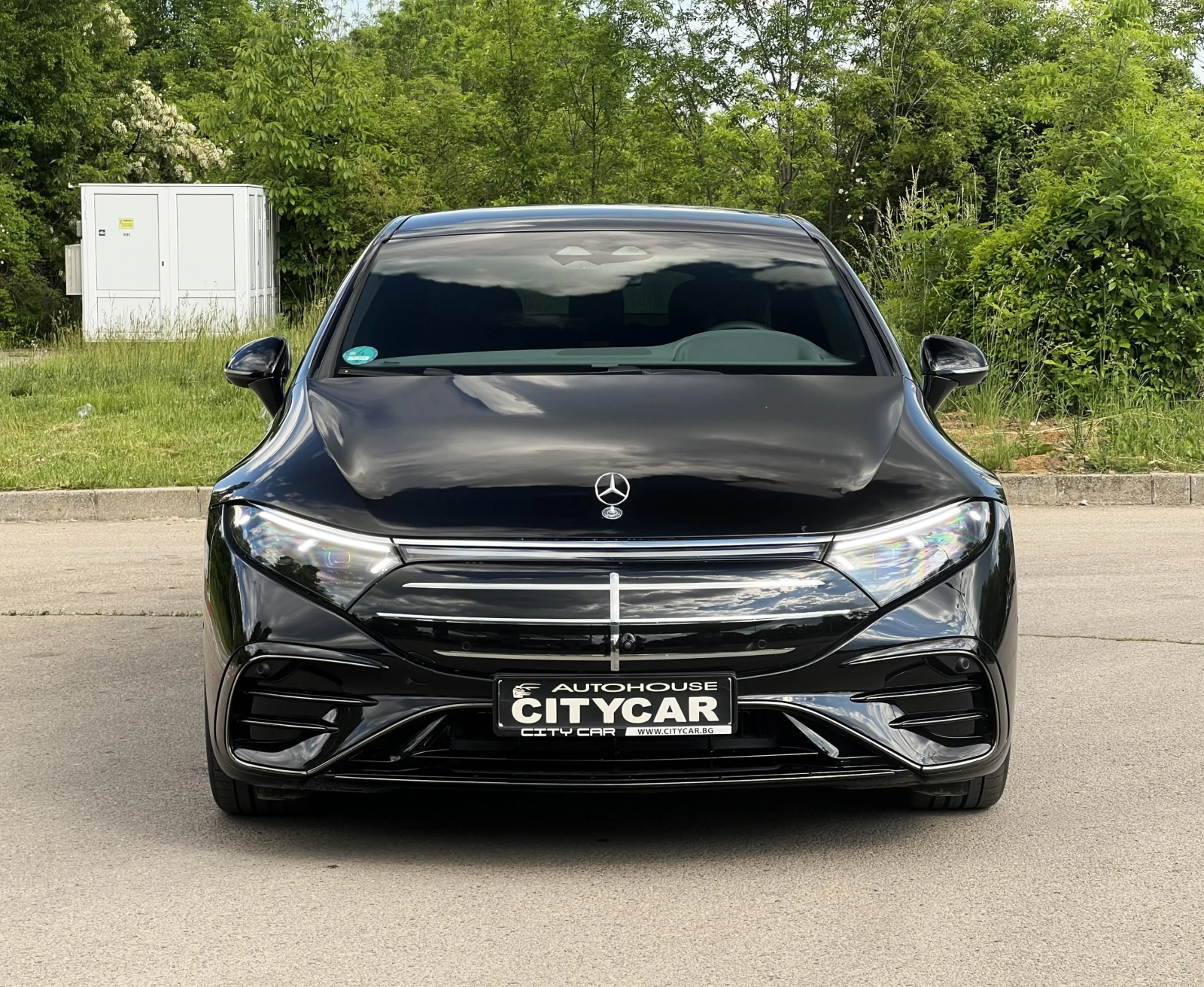 Mercedes-Benz EQS 450+ / AMG / HYPERSCREEN / HEAD UP / PANO / 360 / , снимка 2 - Автомобили и джипове - 54688641