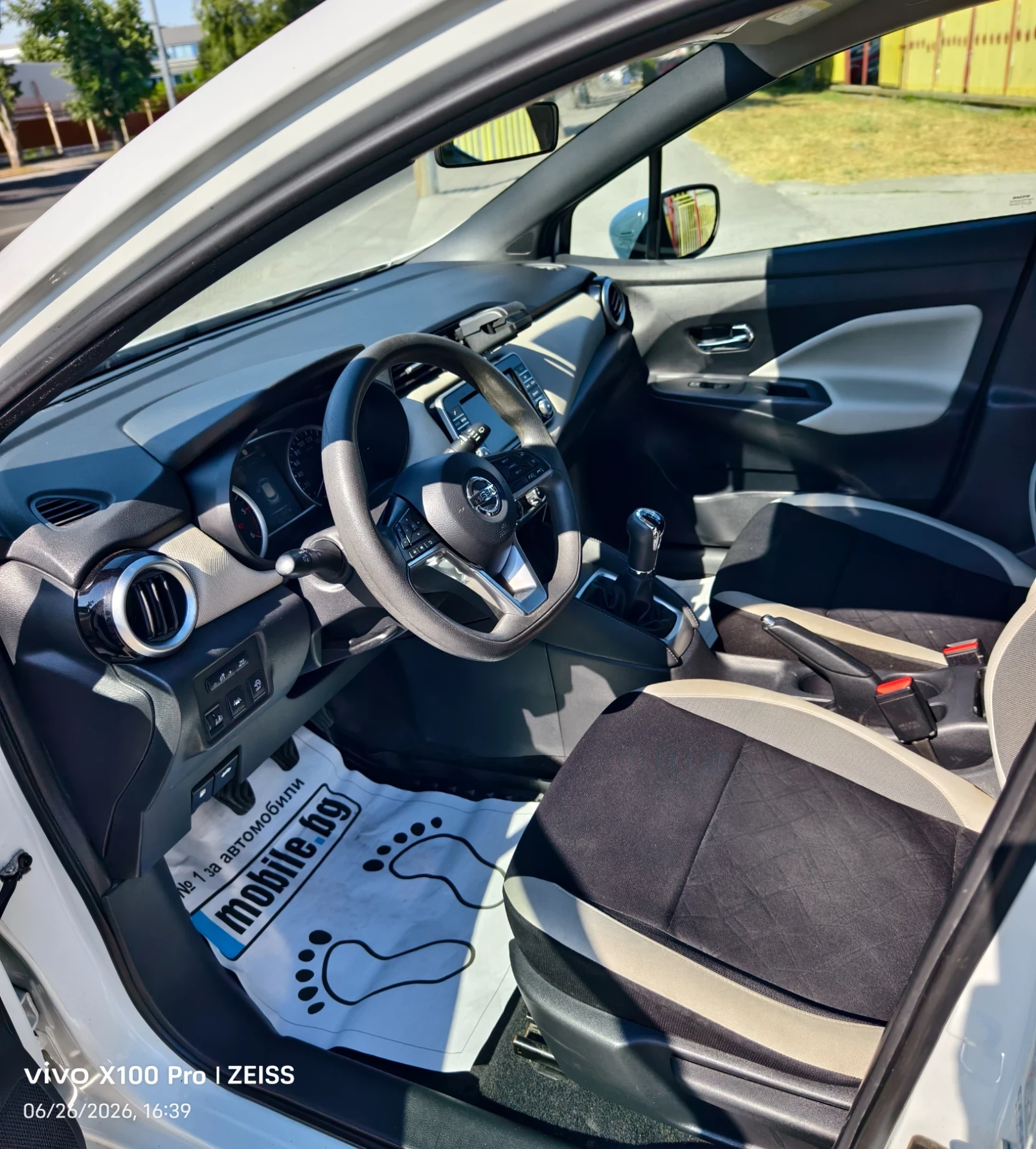 Nissan Micra 1.5dCi acenta Swiss , снимка 11 - Автомобили и джипове - 55067782