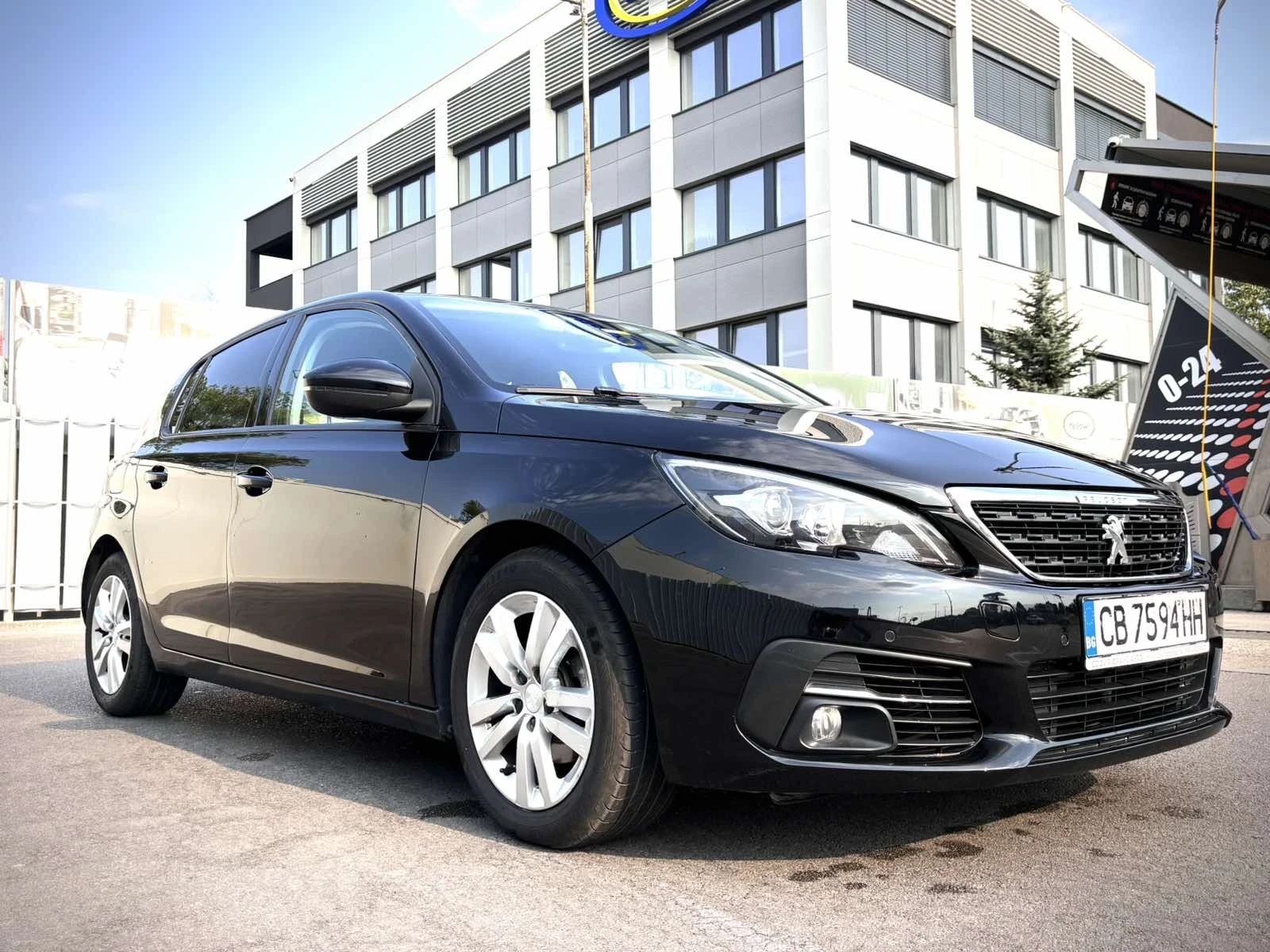 Peugeot 308     1.2 PureTech Turbo, снимка 4 - Автомобили и джипове - 55711361