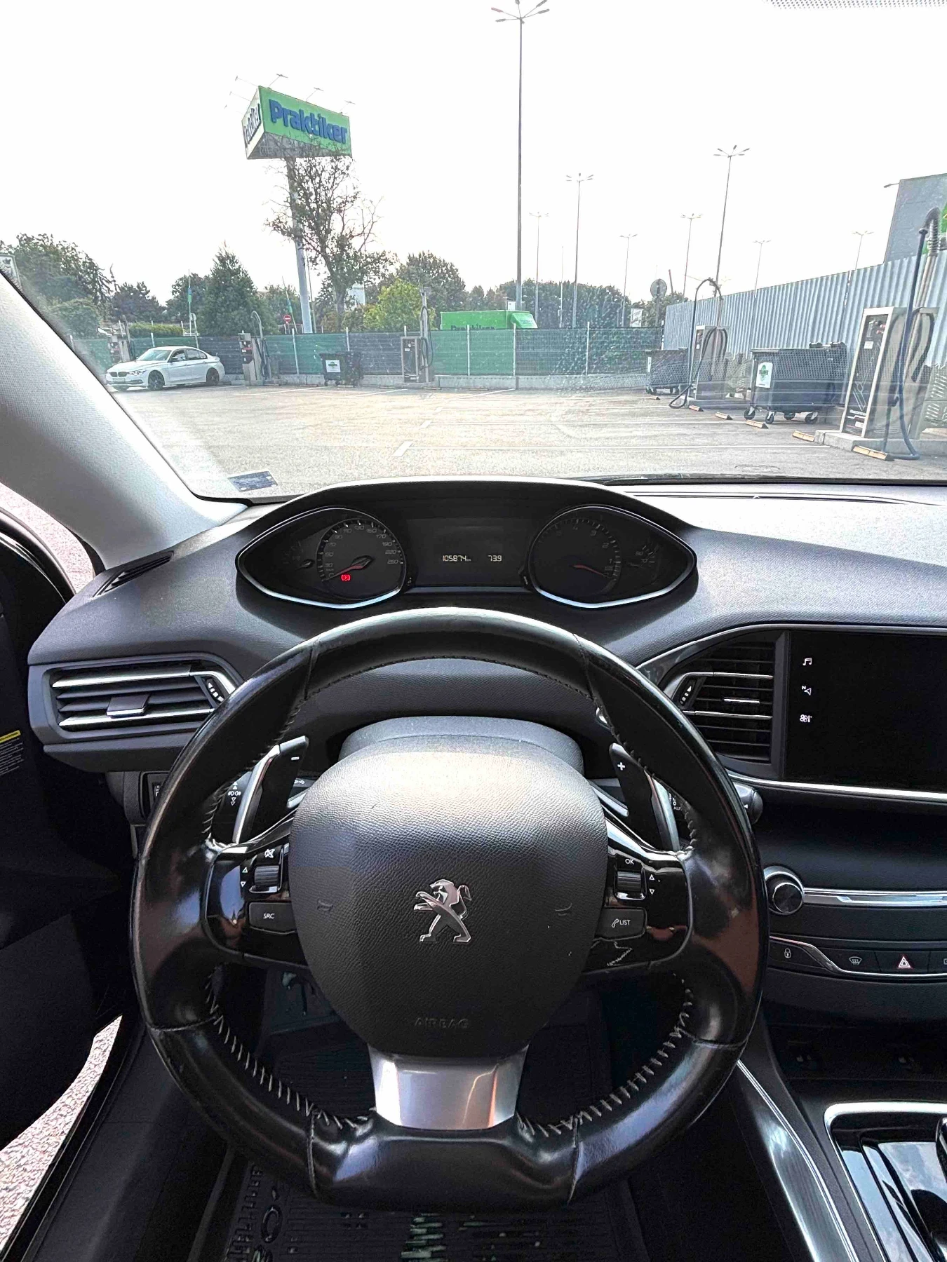 Peugeot 308     1.2 PureTech Turbo, снимка 8 - Автомобили и джипове - 55711361