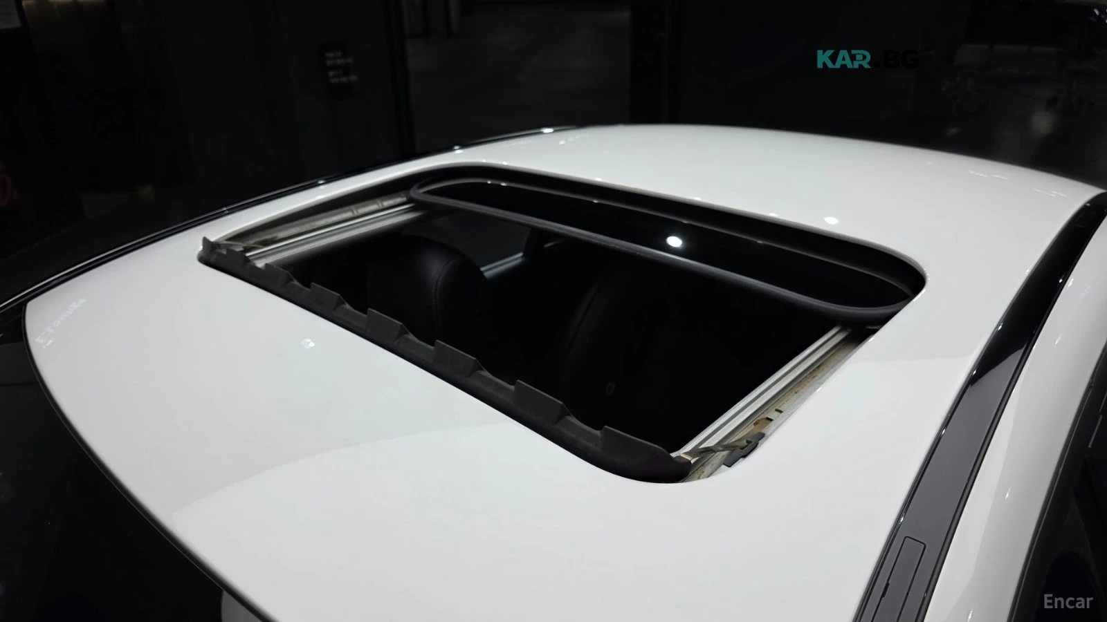 Mercedes-Benz C 200 KEYLESS* КОЖА* ПОДГРЕВ* КАМЕРА , снимка 16 - Автомобили и джипове - 55887240