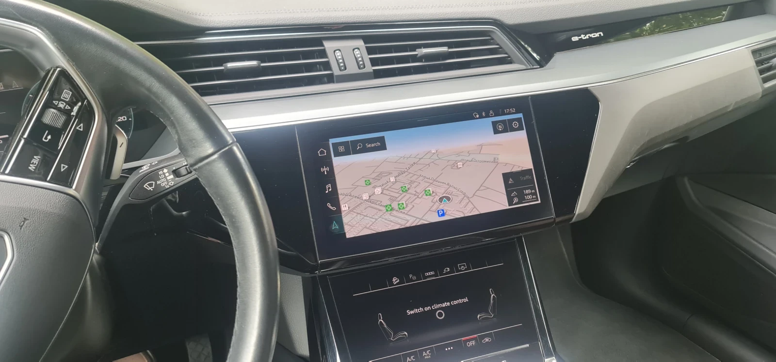 Audi E-Tron, снимка 12 - Автомобили и джипове - 55987244