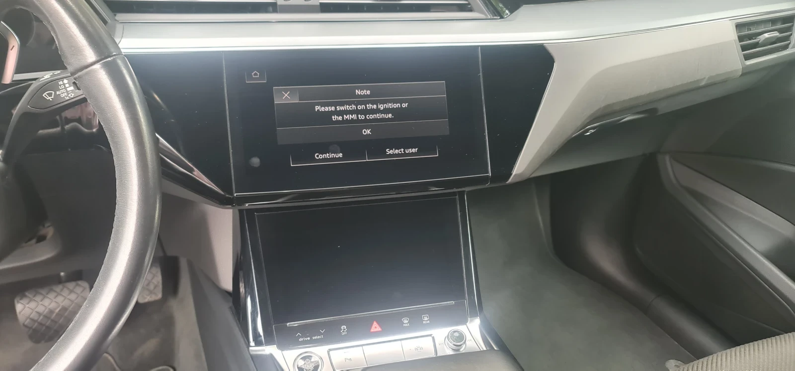 Audi E-Tron, снимка 13 - Автомобили и джипове - 55987244