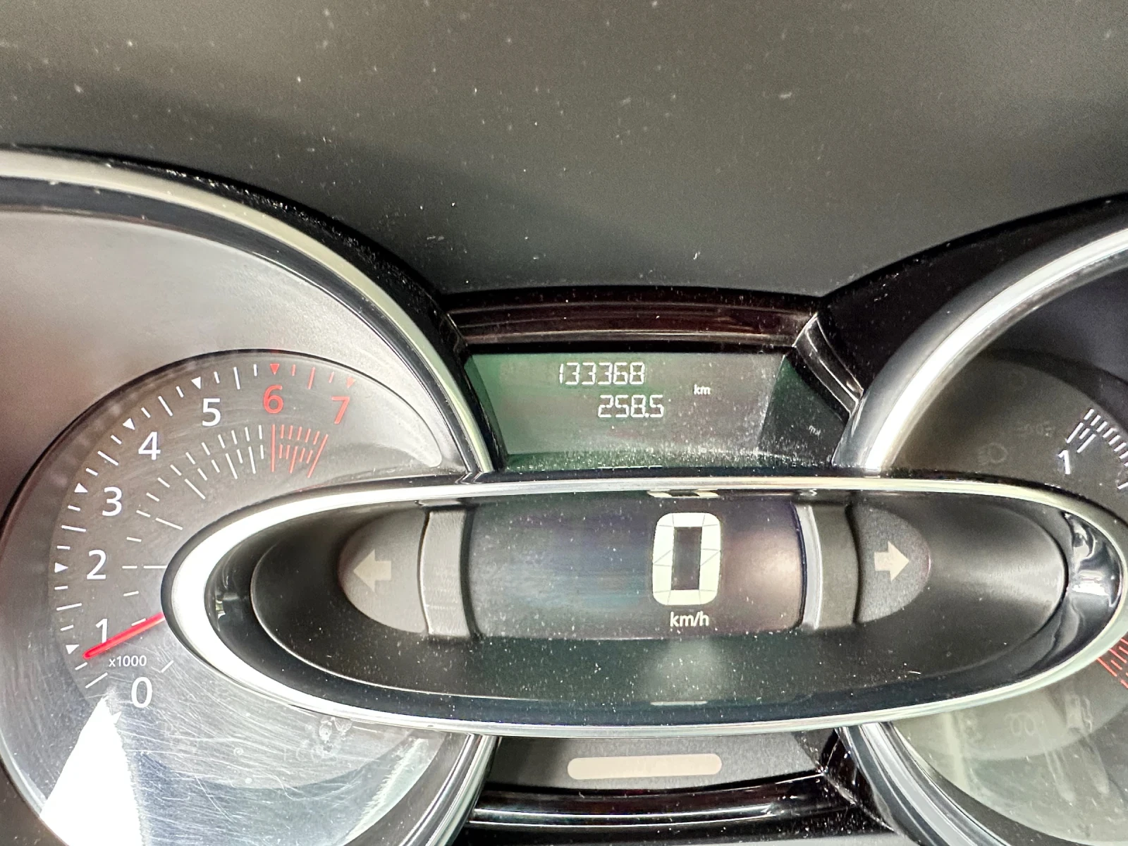 Renault Clio 0.9TCe, 90к.с., НАВИ, АВТОПИЛОТ, GPL, FACELIFT, снимка 11 - Автомобили и джипове - 56235836