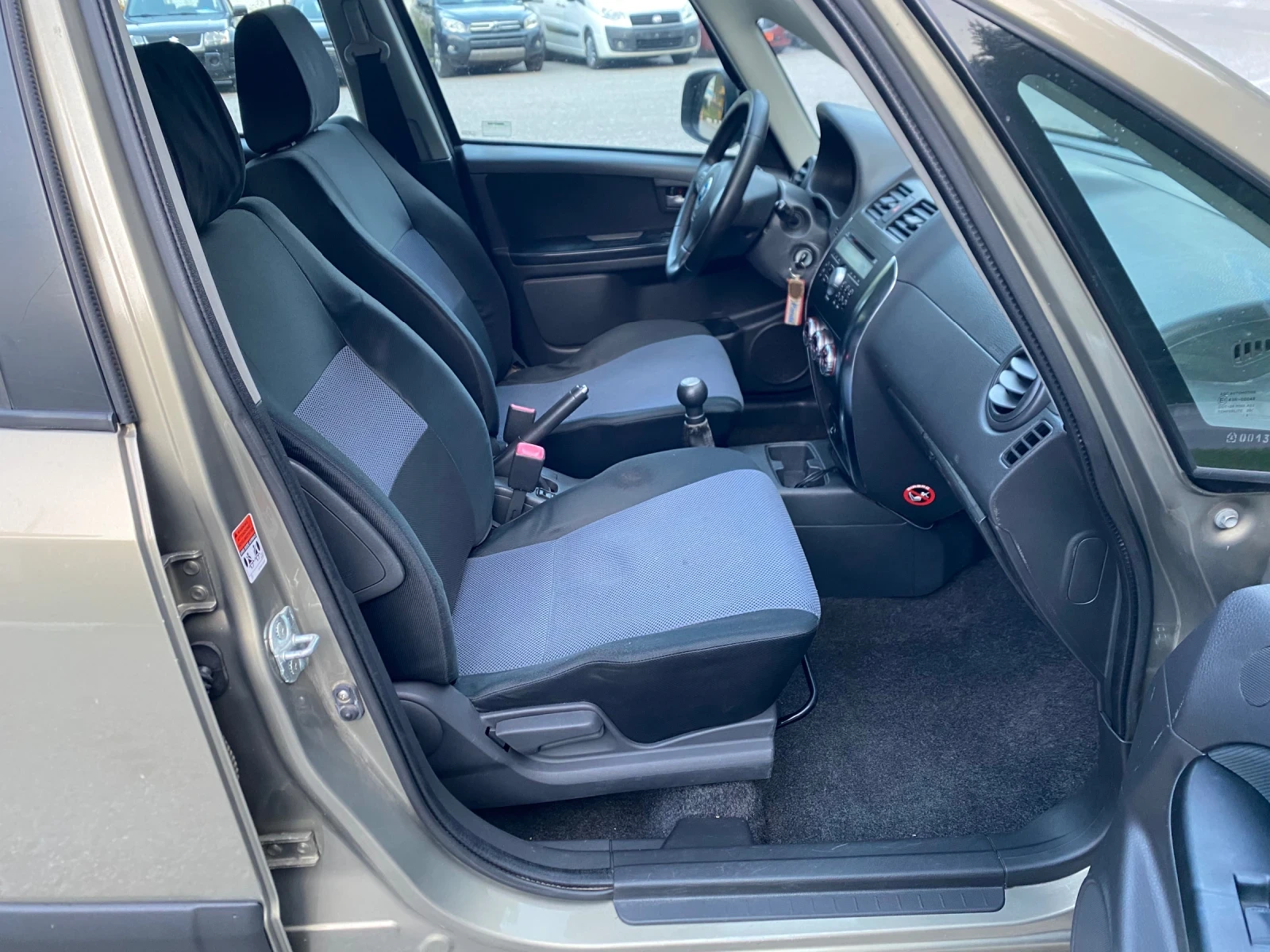 Fiat Sedici 1.6i* 107кс* 4x4* Италия* , снимка 10 - Автомобили и джипове - 56238986