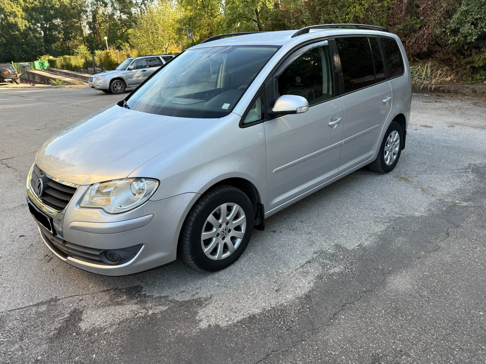 VW Touran, снимка 3 - Автомобили и джипове - 56322706