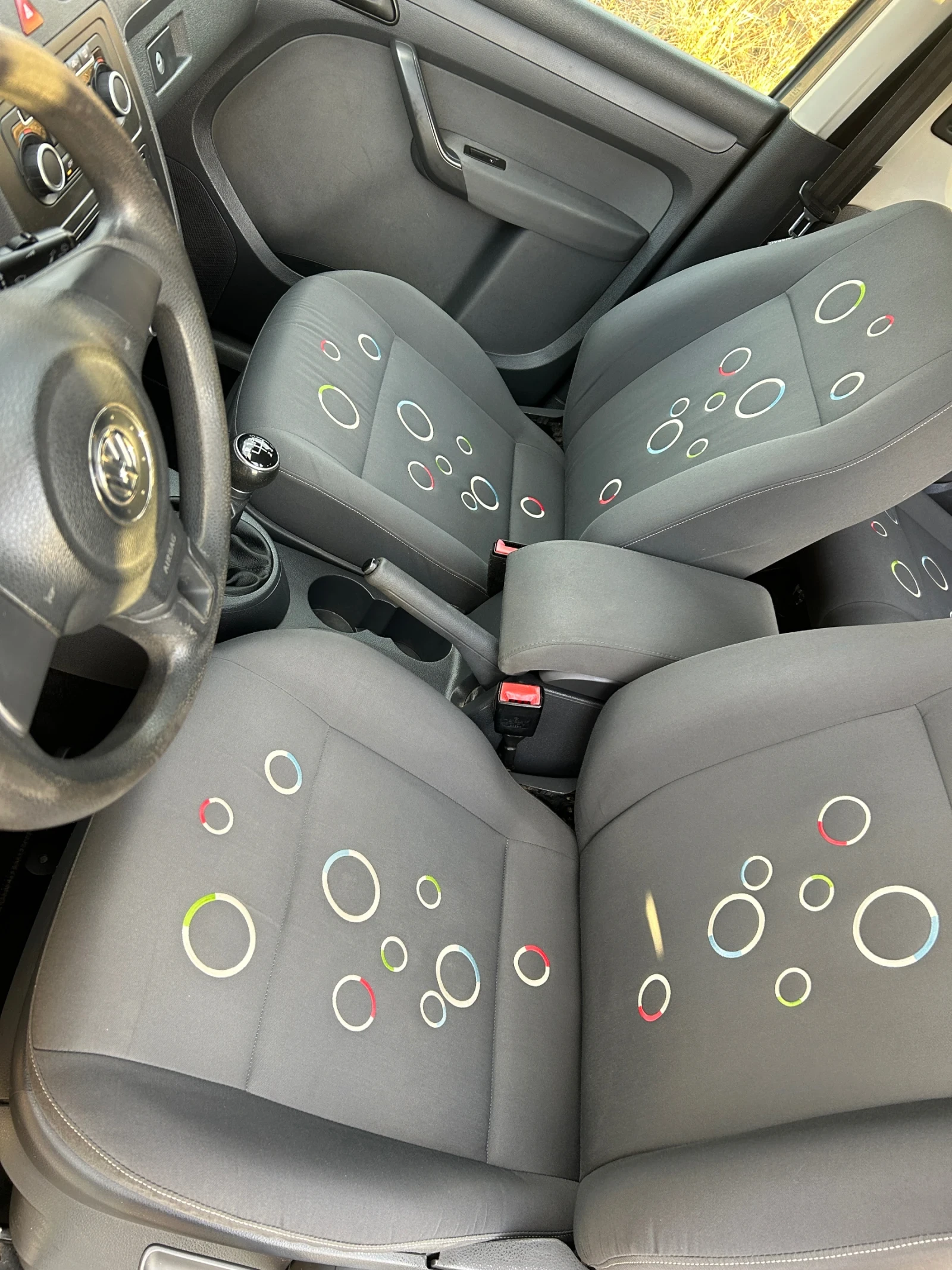 VW Caddy 2.0 TDi 140k.c, снимка 12 - Автомобили и джипове - 56376423