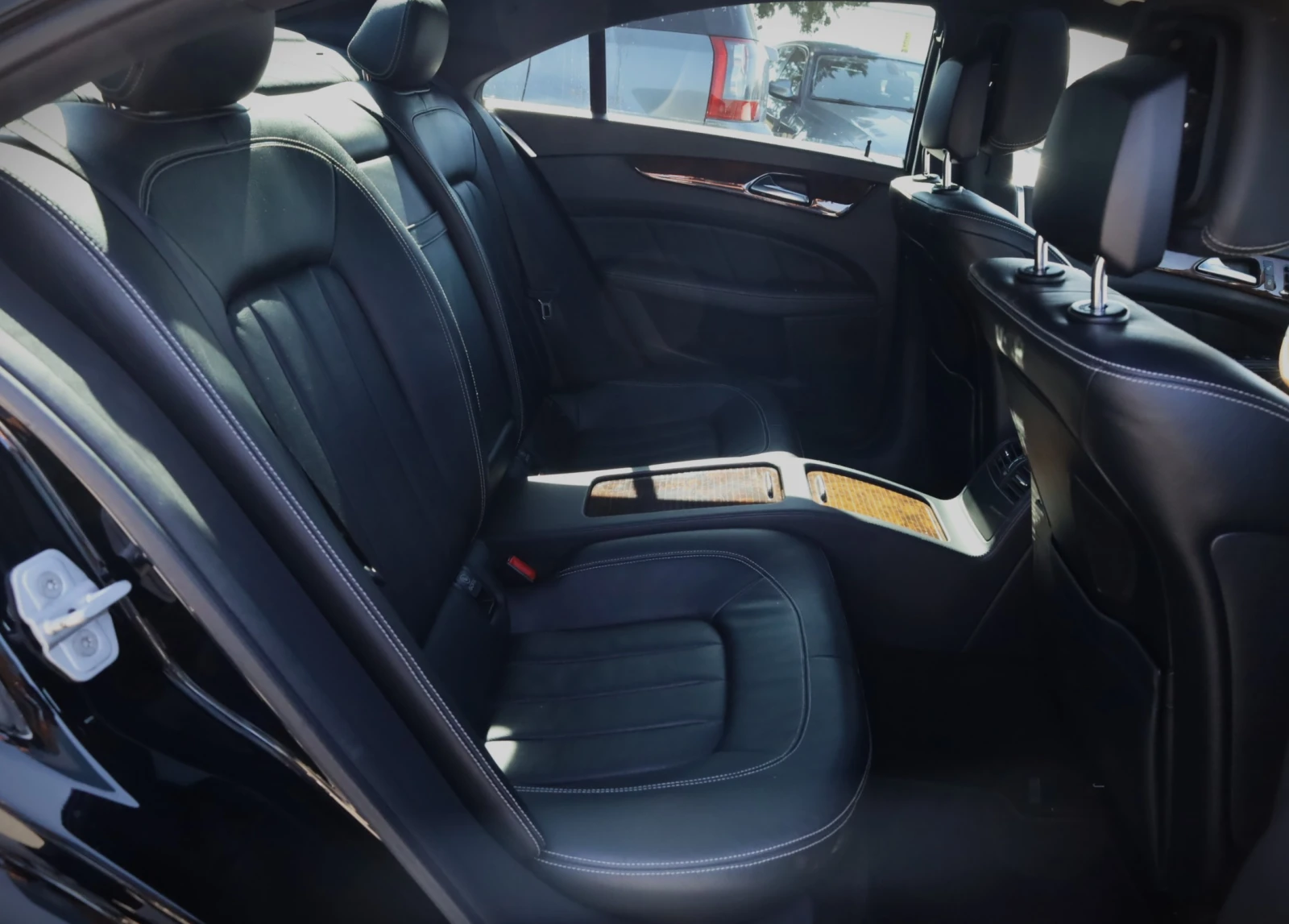 Mercedes-Benz CLS 550 4Matic 4.7 ������ | Mobile.bg � ����������� 12