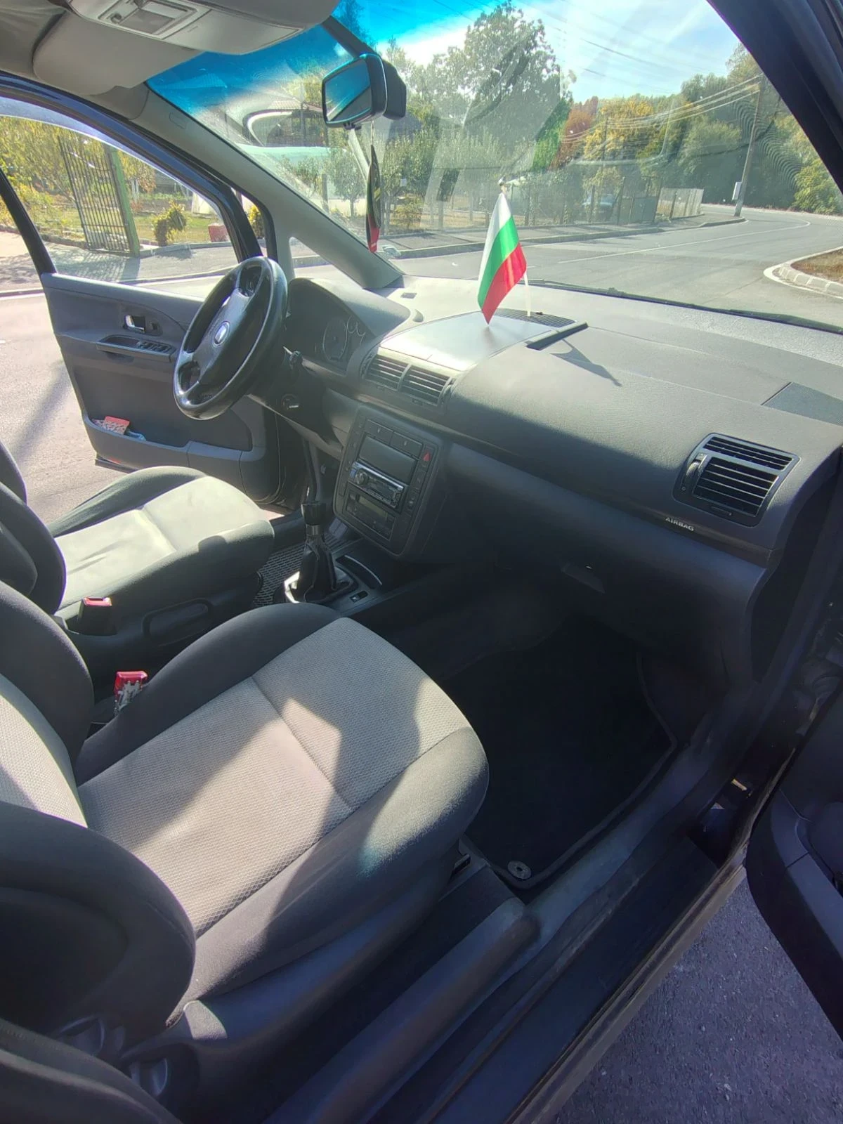 Seat Alhambra, снимка 6 - Автомобили и джипове - 56411755