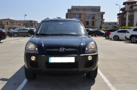 Hyundai Tucson РЕГИСТРИРАН , ОБСЛУЖЕН, 2 КОМПЛ. ГУМИ, снимка 2