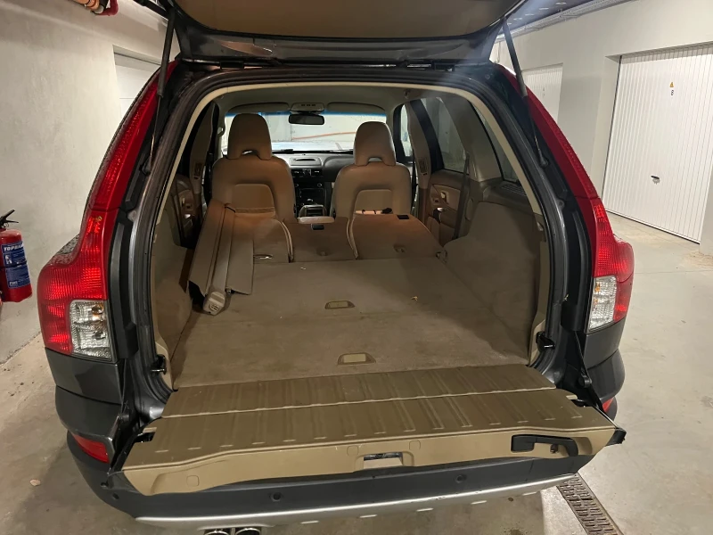 Volvo Xc90 2.4D5, 185кс, 4x4, снимка 11 - Автомобили и джипове - 47901099