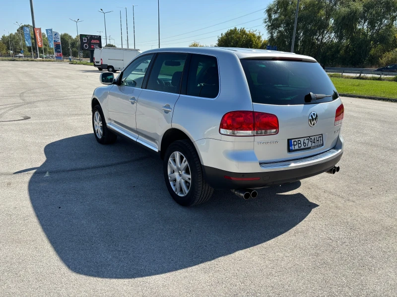 VW Touareg 3.0 V6 TDI, снимка 3 - Автомобили и джипове - 47385869