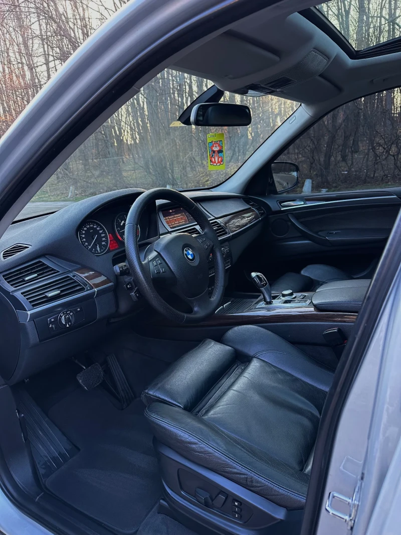 BMW X5 E70/3.0d/235к.с/xDrive/Памет/Recaro/Panorama/, снимка 11 - Автомобили и джипове - 48804707