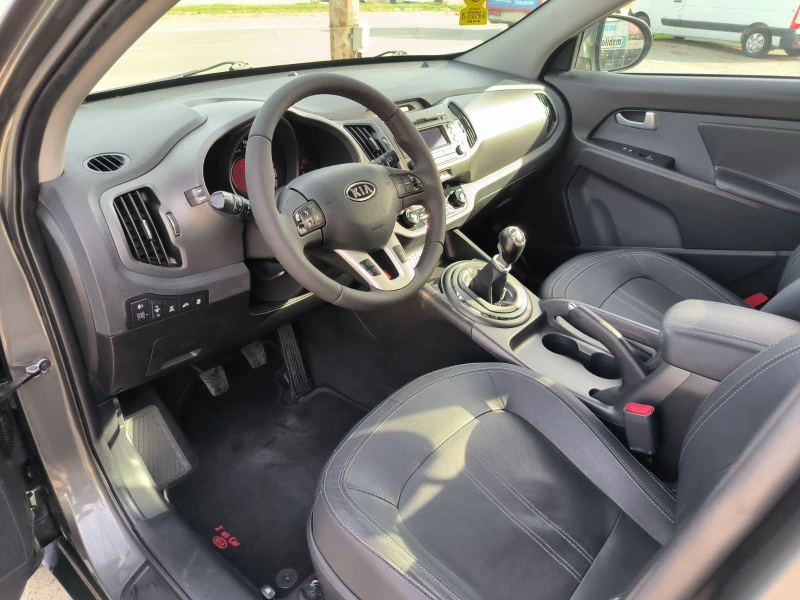 Kia Sportage 2.0d-4x4-6sk-Euro-5A, снимка 13 - Автомобили и джипове - 52705038