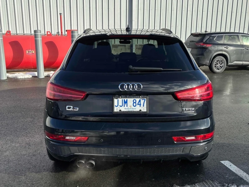 Audi Q3 * Technik * CARFAX * БЕЗ ПЪРВОНАЧАЛНА ВНОСКА, снимка 4 - Автомобили и джипове - 52813983